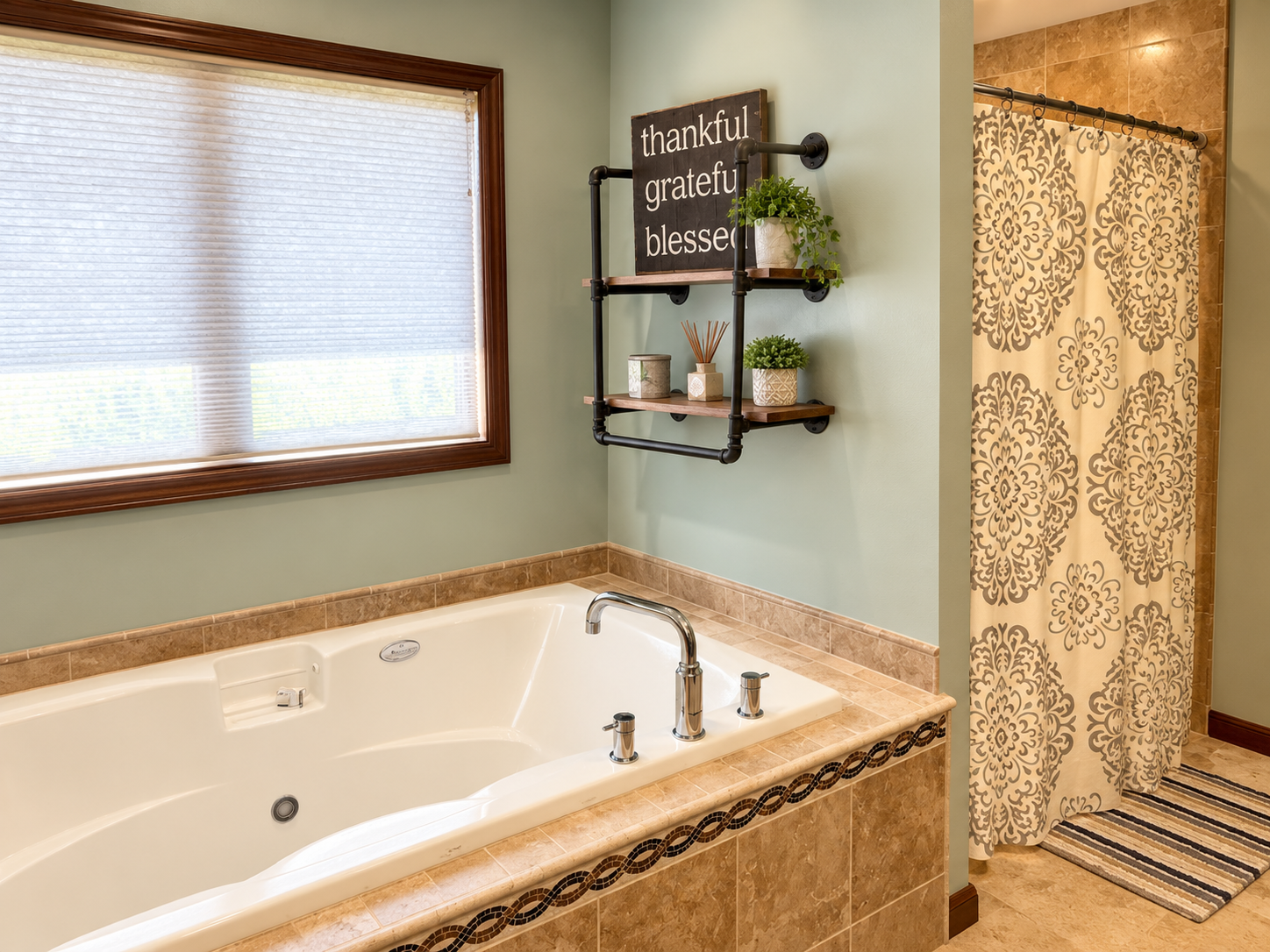 Bathroom with tub